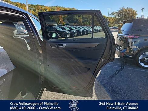 New 2026 Volkswagen Atlas Cross Sport SE image 43