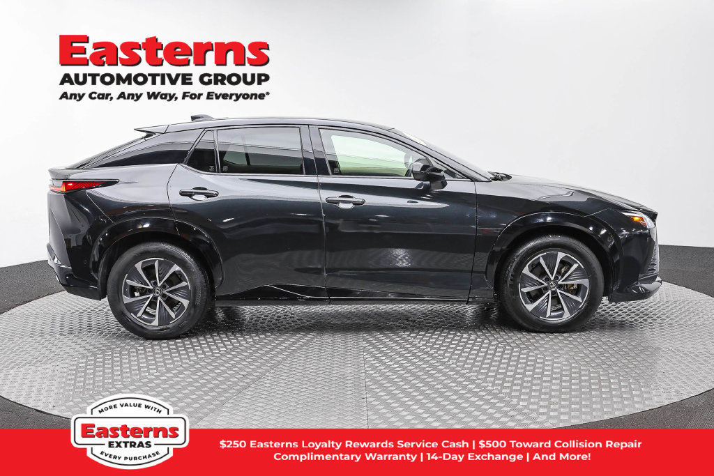 Used 2023 Lexus RZ 450e Premium w/ Technology Package AWD/4WD image 5