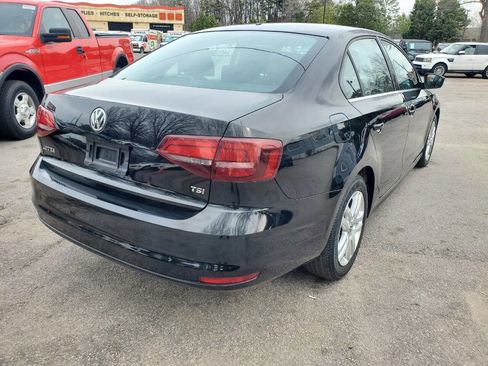 Used 2017 Volkswagen Jetta S image 7
