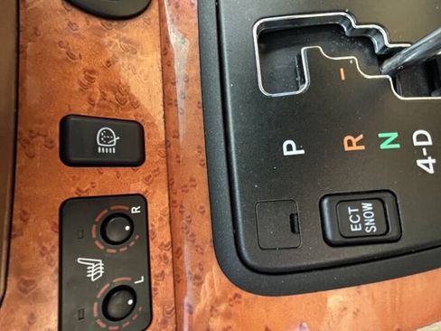 Used 2004 Lexus RX 330 FWD image 37