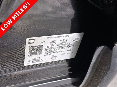 Used 2023 Chevrolet Traverse LT image 35