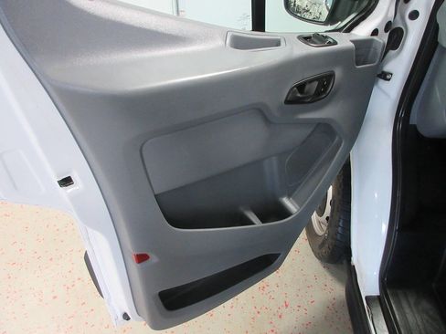 Used 2018 Ford Transit 250 148 Low Roof RWD image 25
