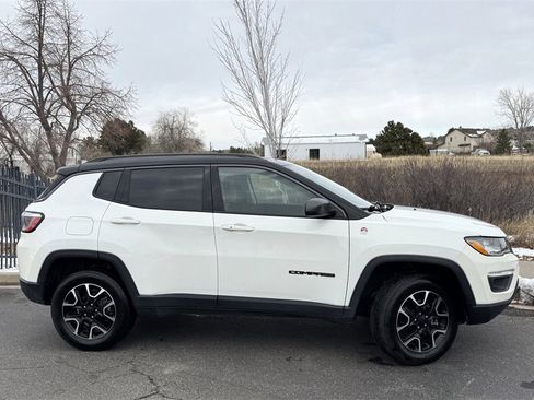 Used 2021 Jeep Compass Trailhawk image 5