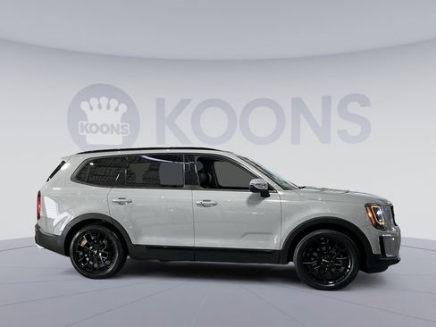 Used 2022 Kia Telluride EX w/ EX Premium Package image 17