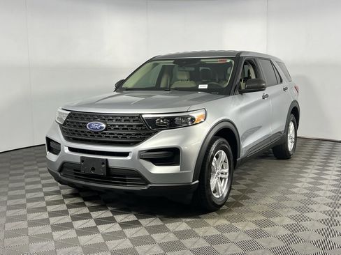 Used 2023 Ford Explorer 4WD image 10