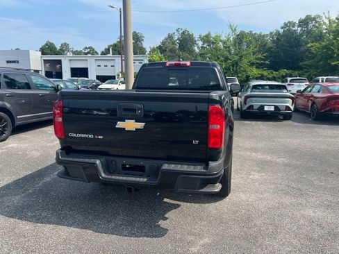Used 2019 Chevrolet Colorado LT w/ LT Convenience Package RWD image 5