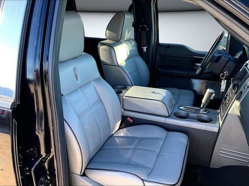 Used 2008 Lincoln Mark LT 4x4 image 30