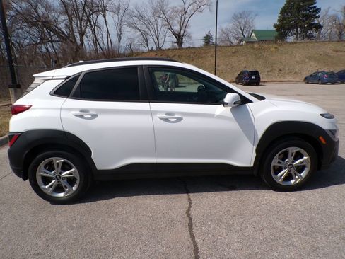 Used 2023 Hyundai Kona SEL w/ Convenience Package image 5