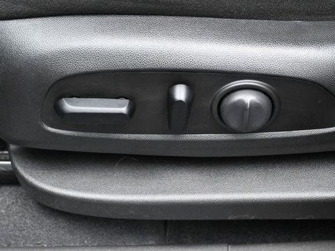 Used 2020 GMC Terrain SLE w/ Driver Convenience Package FWD image 10