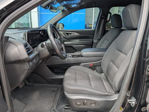 Certified 2024 Chevrolet Traverse LT w/ Trailering Package AWD/4WD image 8