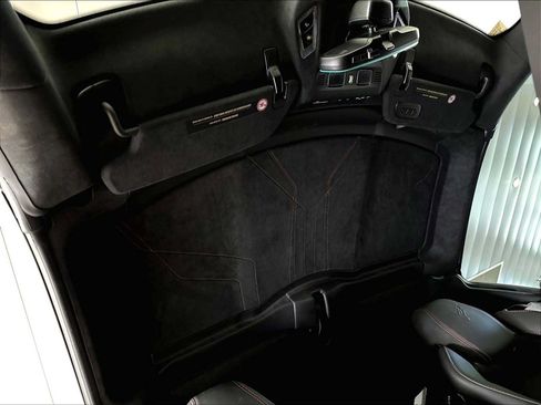 Used 2022 Chevrolet Corvette Stingray Premium Cpe w/ Z51 Performance Package RWD image 24