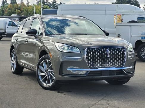 New 2025 Lincoln Corsair Grand Touring image 1