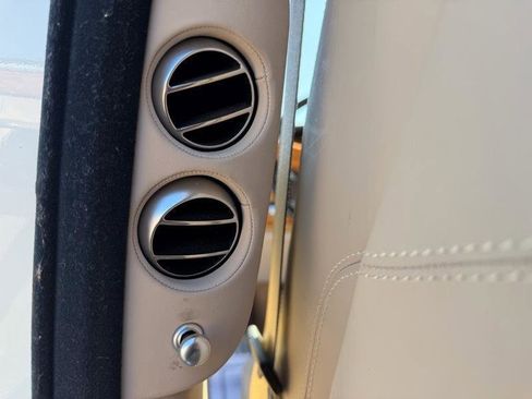 Used 2006 Rolls-Royce Phantom Sedan RWD image 36