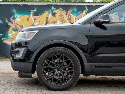 Used 2017 Ford Explorer Sport AWD/4WD image 16