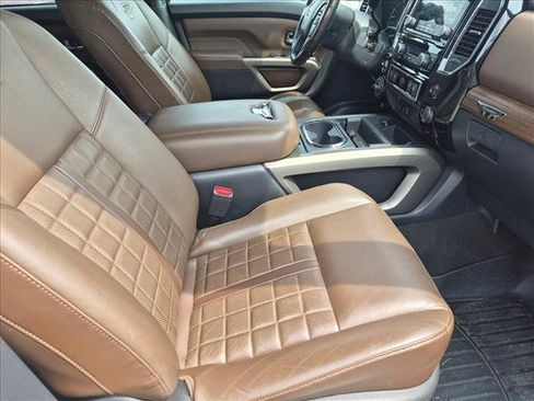 Used 2020 Nissan Titan Platinum Reserve w/ Protection Package 2 AWD/4WD image 15