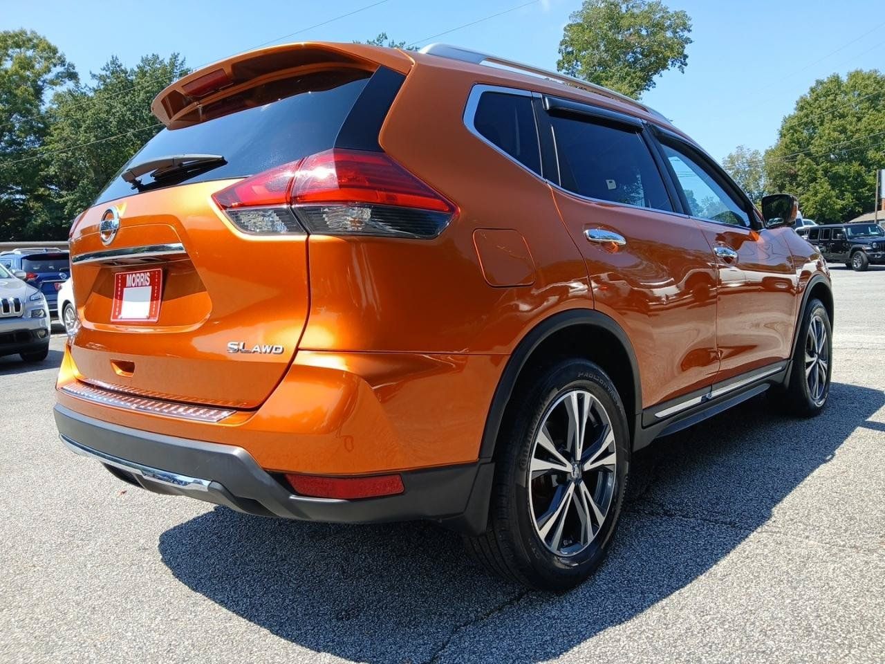 Used 2017 Nissan Rogue SL w/ SL Premium Package AWD/4WD image 6