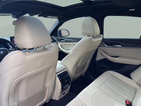 Used 2022 BMW X4 xDrive30i image 28