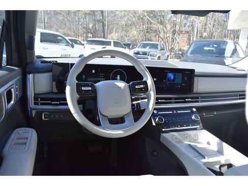 Used 2024 Hyundai Santa Fe Limited image 12