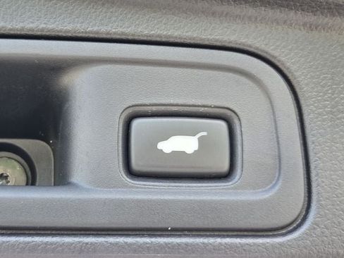 Used 2021 Honda Pilot Touring image 35