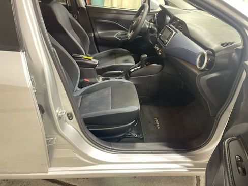 Used 2024 Nissan Versa SV FWD image 23