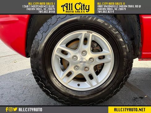 Used 2000 Jeep Grand Cherokee Limited image 25