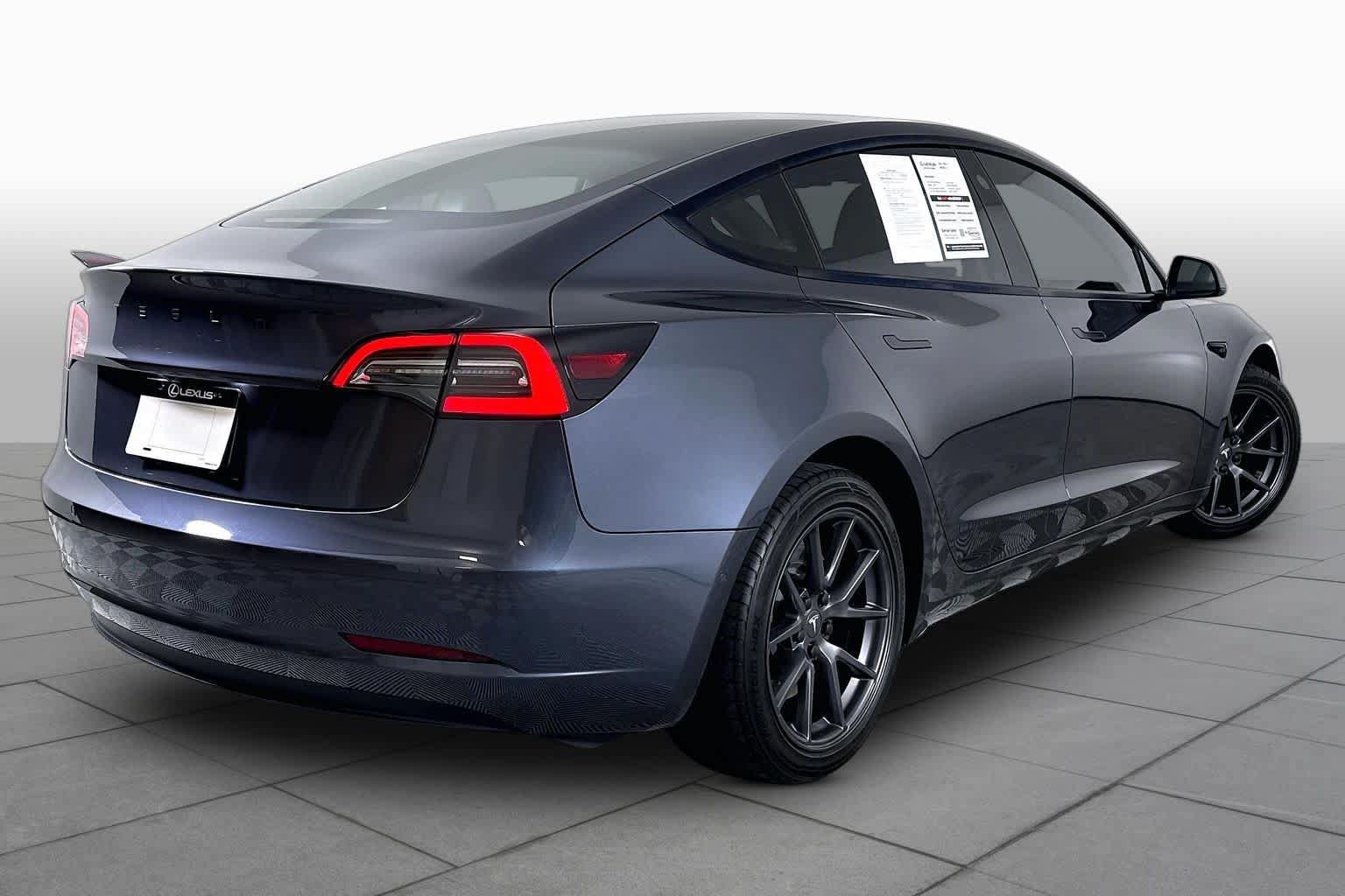 Used 2022 Tesla Model 3 RWD image 11