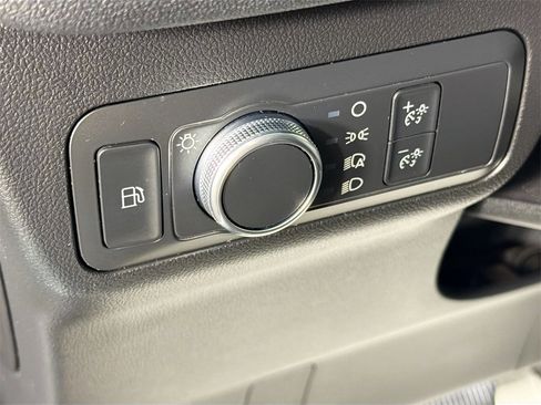 Used 2022 Ford Escape SE image 10