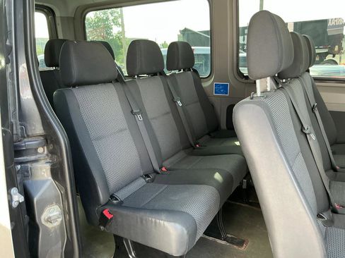 Used 2013 Freightliner Sprinter 2500 RWD image 19