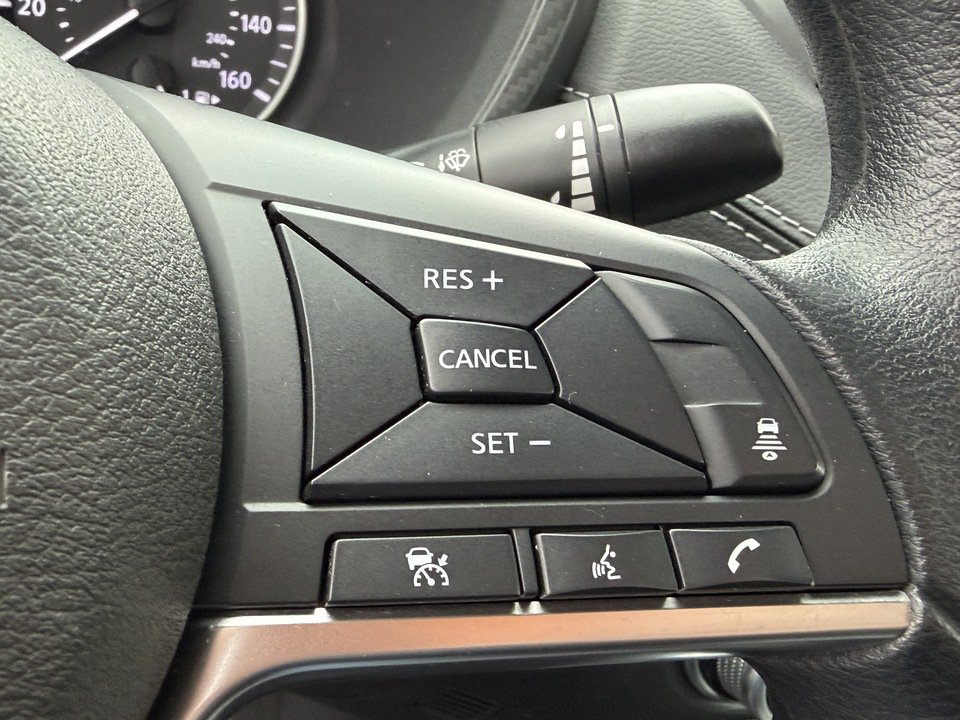 Used 2024 Nissan Sentra SV FWD image 13