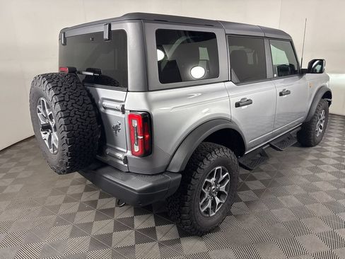 Used 2024 Ford Bronco Badlands AWD/4WD image 10