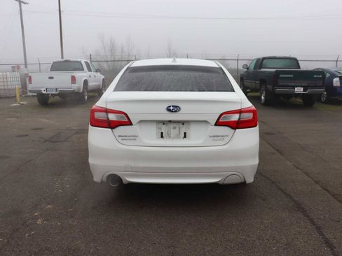 Used 2016 Subaru Legacy 2.5i Premium image 6