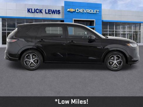 Used 2023 Honda HR-V EX-L image 9