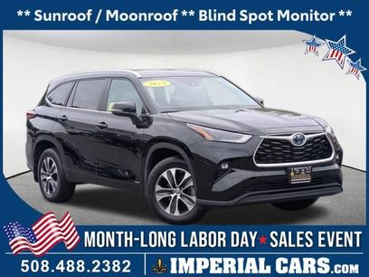 Used 2024 Toyota Highlander XLE