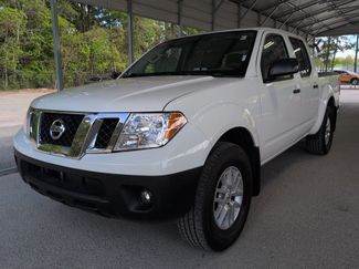 Used 2020 Nissan Frontier SV video 1