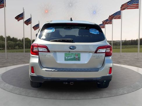Used 2016 Subaru Outback 3.6R Limited AWD/4WD image 6