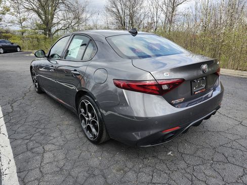 Used 2022 Alfa Romeo Giulia Veloce image 19