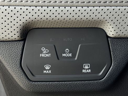 New 2026 Volkswagen Atlas Peak Edition image 24