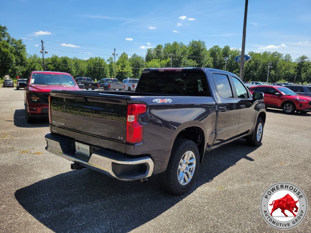 Used 2022 Chevrolet Silverado 1500 LT AWD/4WD image 6