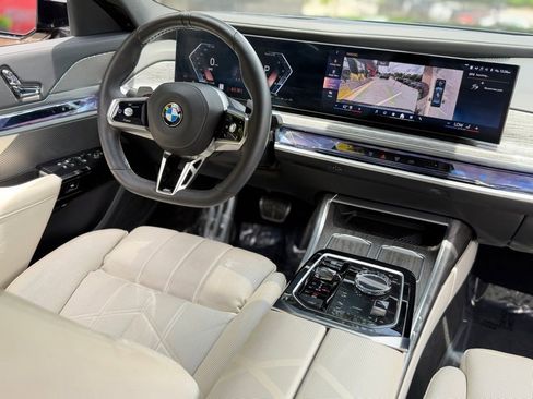 Used 2024 BMW 760i xDrive w/ Executive Package AWD/4WD image 45