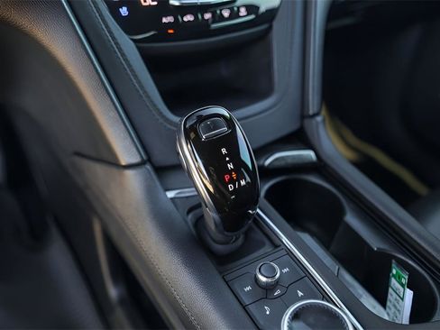 Used 2023 Cadillac XT6 Premium Luxury image 19