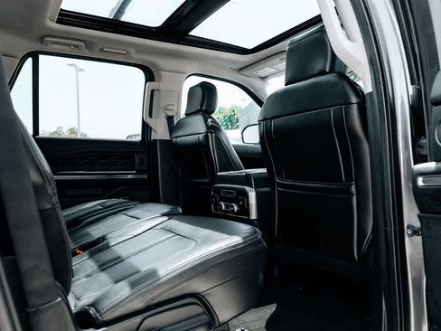 Used 2019 Ford Expedition Max Platinum AWD/4WD image 60