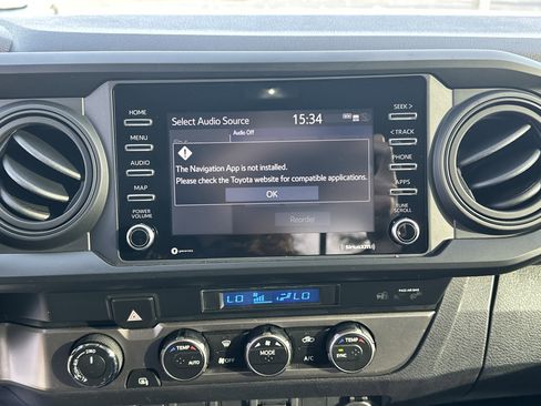 Used 2023 Toyota Tacoma TRD Off-Road image 24