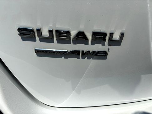 Used 2024 Subaru Outback Premium image 4