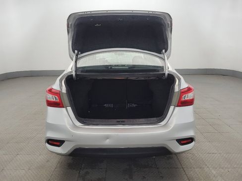 Used 2017 Nissan Sentra S image 29