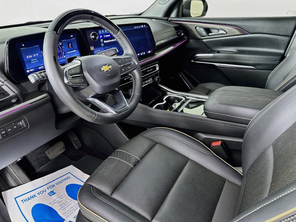 Used 2025 Chevrolet Traverse High Country AWD/4WD image 9