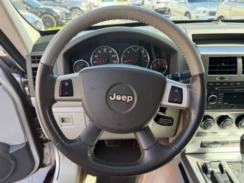 Used 2008 Jeep Liberty Limited w/ Premium Group II image 14