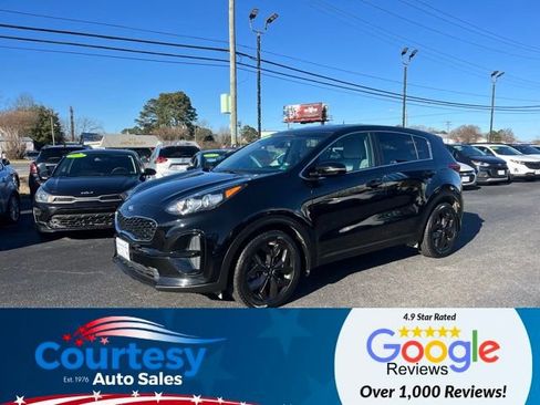 Used 2022 Kia Sportage LX w/ LX FWD Value Edition Package image 2