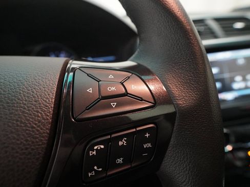 Used 2016 Ford Explorer XLT w/ Equipment Group 202A image 20