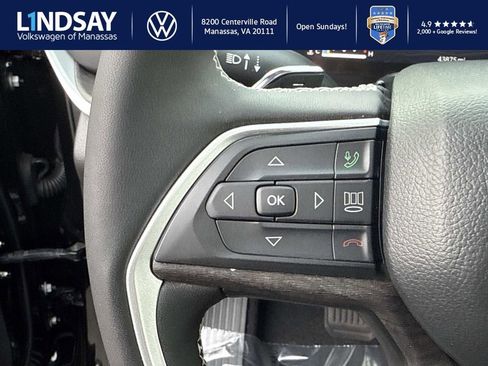 Used 2023 Jeep Grand Cherokee L Limited w/ Luxury Tech Group II image 21