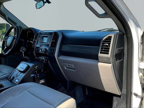 Used 2020 Ford F250 XL w/ Power Equipment Group RWD image 26
